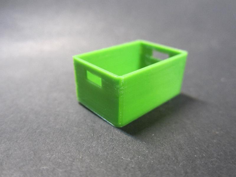 Kiste hoch grün 25x12x17mm 1:25
